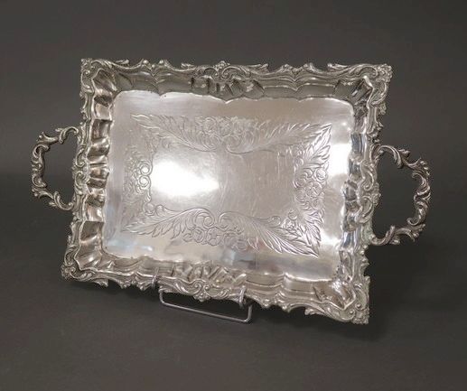 PETIT PLATEAU rectangulaire en argent (915)...