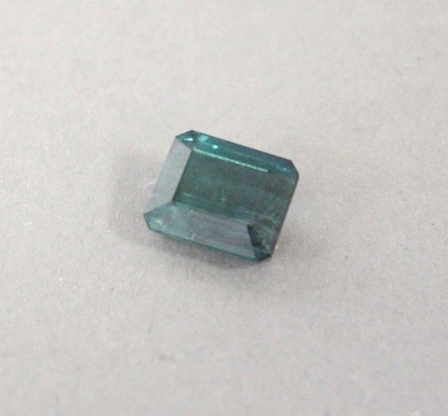 TOURMALINE sur papier, variété indicolite,...