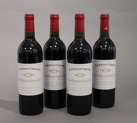 4 Blles LE PETIT CHEVAL St Emilion GC 19...