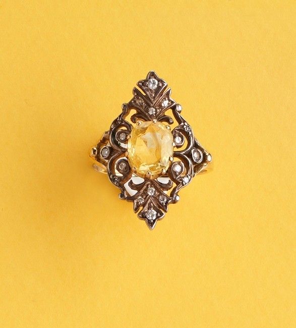 BAGUE ANCIENNE en or (750) et argent (925)...