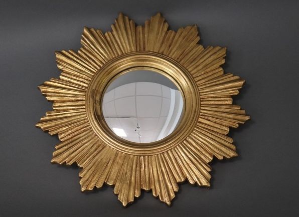 MIROIR SORCIÈRE dans un cadre en plâtre doré...