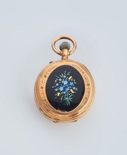 MONTRE DE COL en or (750), à boîtier chiffré...