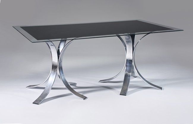 TABLE rectangulaire à plateau en verre teinté...