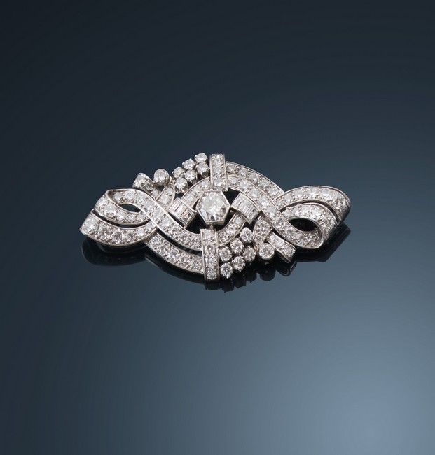 BROCHE ART DECO, dit « bijou blanc », vers...