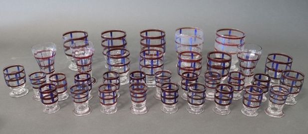 ENSEMBLE DE VERRES modèle BÉARN, en verre...