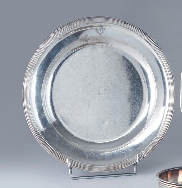 PLAT CIRCULAIRE en argent modèle à double...