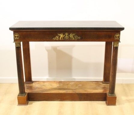 CONSOLE rectangulaire en acajou et placage...