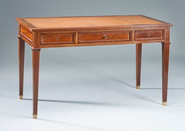 BUREAU rectangulaire en acajou et placage...