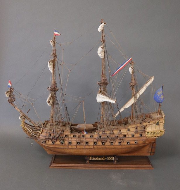 MAQUETTE du Friesland (vers 1663) en bois...