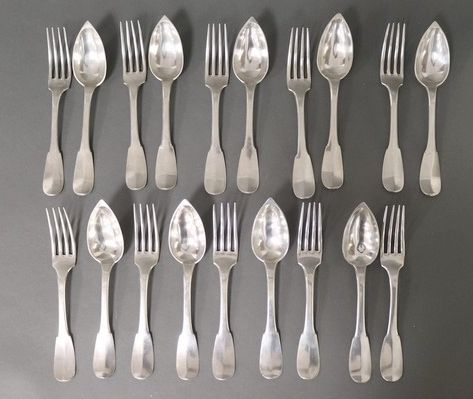 SIX COUVERTS EN ARGENT (950), modèle à filets...