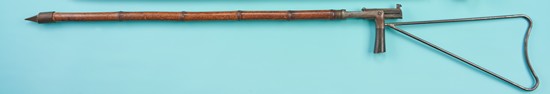 CANNE FUSIL, à fût bambou, prise équerre...