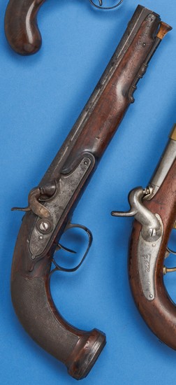 PISTOLET D'OFFICIER, à silex transformé à...
