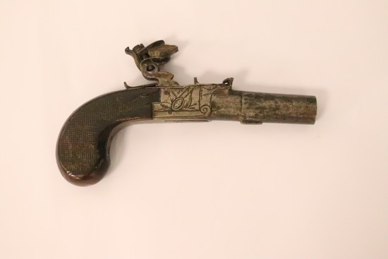 PISTOLET A COFFRE à silex.