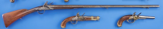 LONG FUSIL DE CHASSE double à silex.