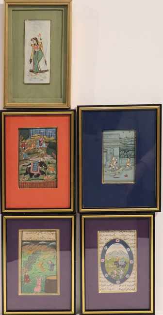QUATRE MINIATURES INDIENNES sur papier, trois...