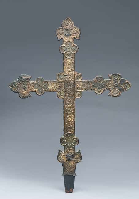 CROIX DE PROCESSION à âme de bois, plaquée...