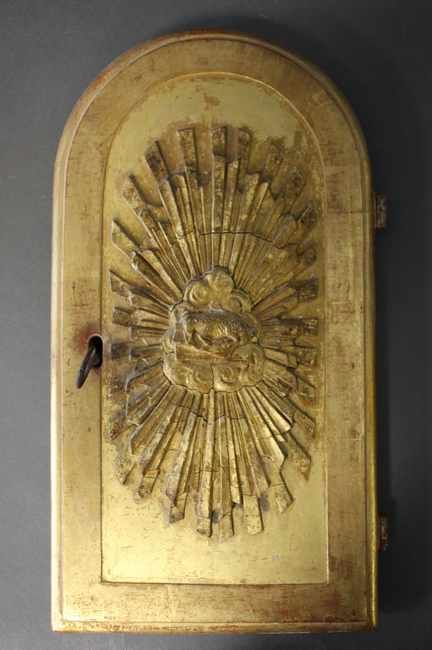 PORTE DE TABERNACLE cintré en partie haute,...