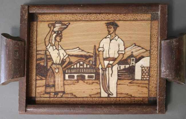 PETIT PLATEAU rectangulaire en bois à deux...
