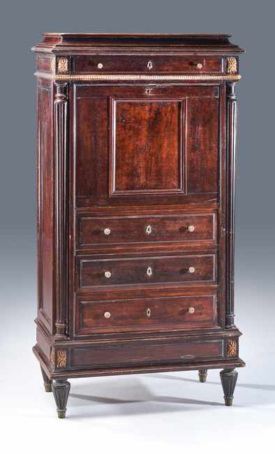 SECRETAIRE en placage d'acajou ouvrant en...