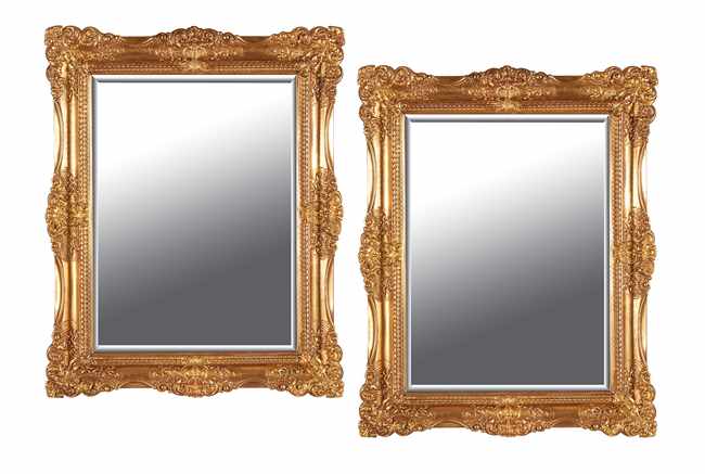 PAIRE DE MIROIRS en bois doré mouluré et...