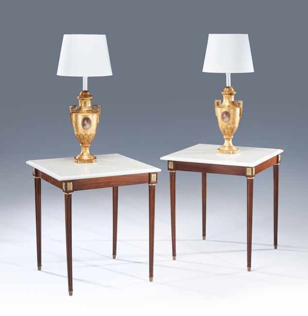 PAIRE DE LAMPES à deux anses en céramique...