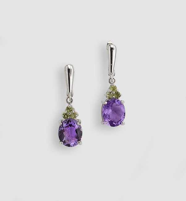 PAIRE DE BOUCLES D'OREILLES en argent (925)...