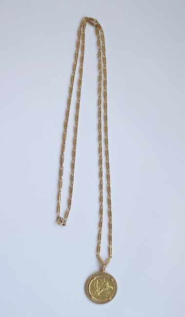 COLLIER avec chaîne en or (750) (27,1g) et...
