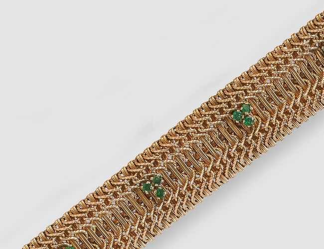 BRACELET souple en or (750) à mailles filigranées...