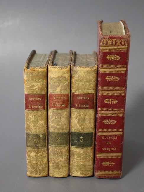 [PETITS FORMATS] - Réunion de 4 vol.:
