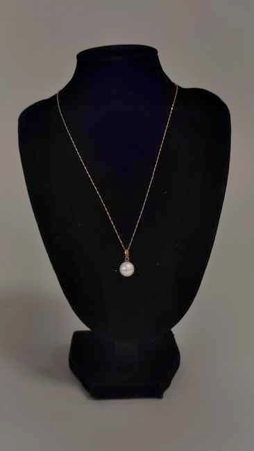 CHAÎNE en argent doré (925) et PENDENTIF...