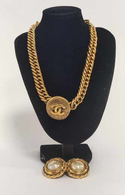 CHANEL