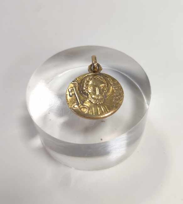 MEDAILLE de baptême en or jaune (750) représentant...