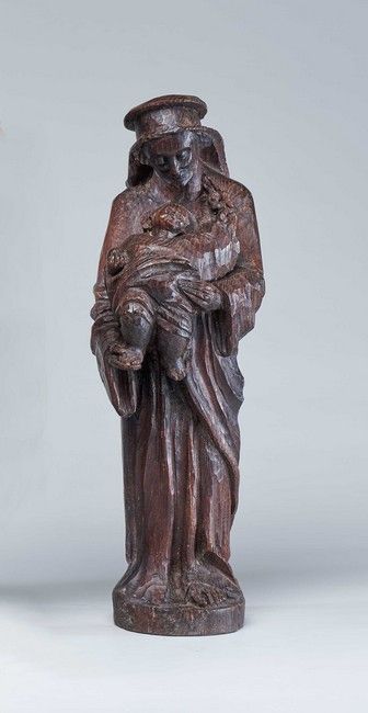VIERGE A L'ENFANT en chêne sculpté en ro...