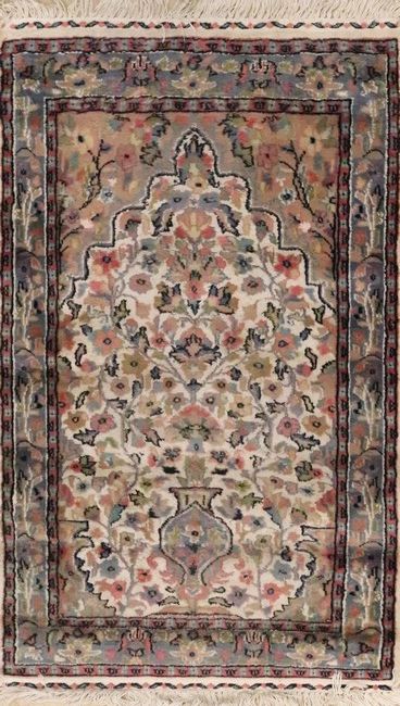 PETIT TAPIS rectangulaire en laine polychrome...