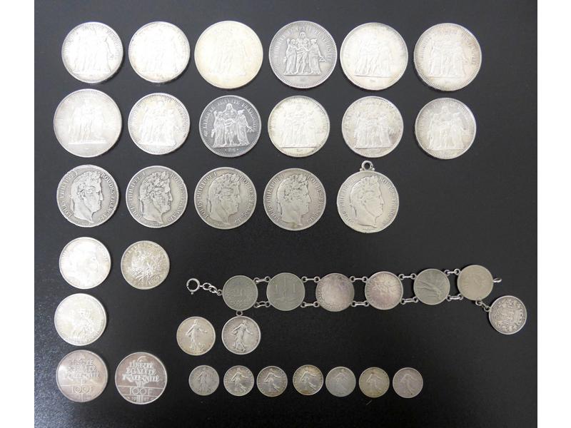 PIECES EN ARGENT comprenant 5x50Frs Hercule,...