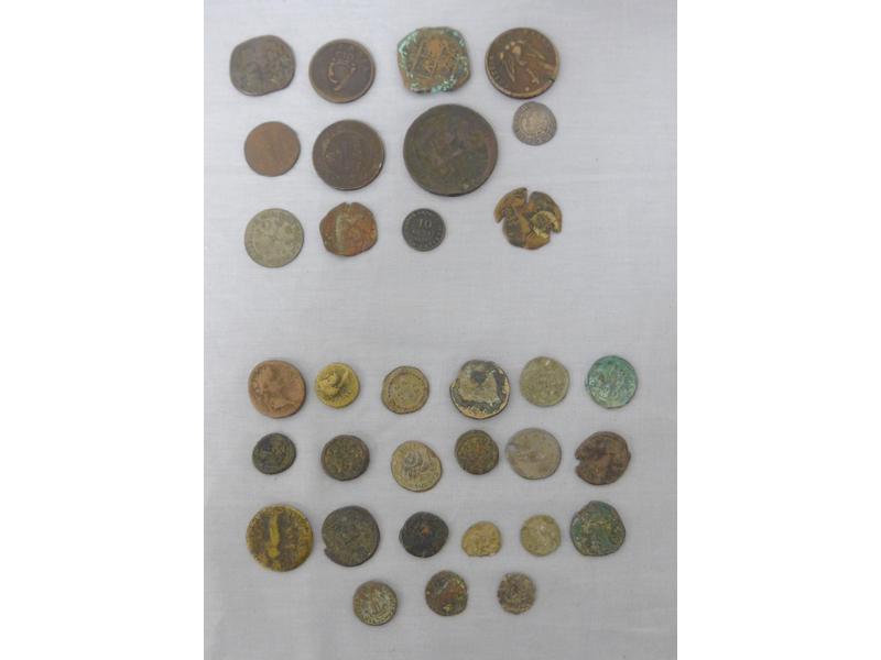 DIVERS : lot de 33 monnaies diverses dont...