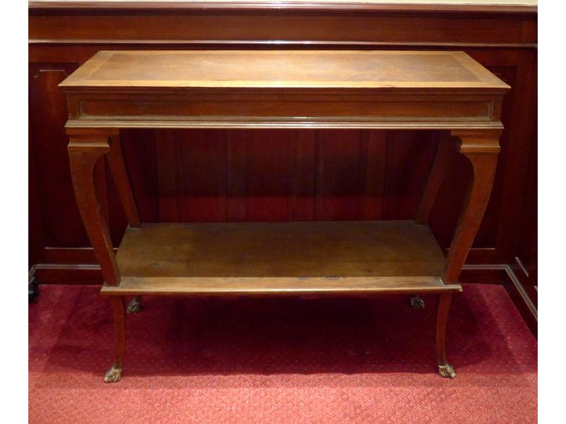 TABLE CONSOLE en noyer façon acajou, les...