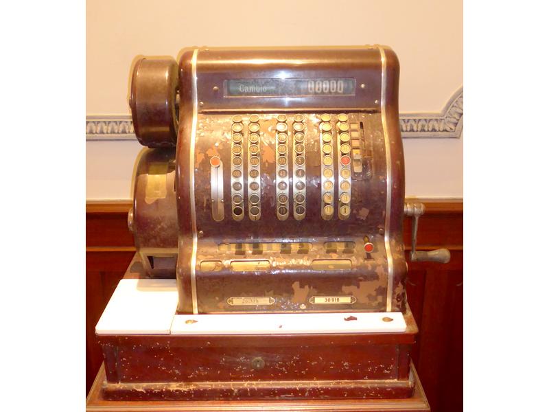 CAISSE ENREGISTREUSE Fried-Krupp AG pour...