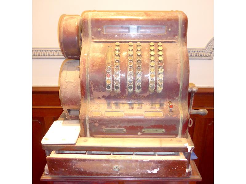 CAISSE ENREGISTREUSE Fried-Krupp AG pour...