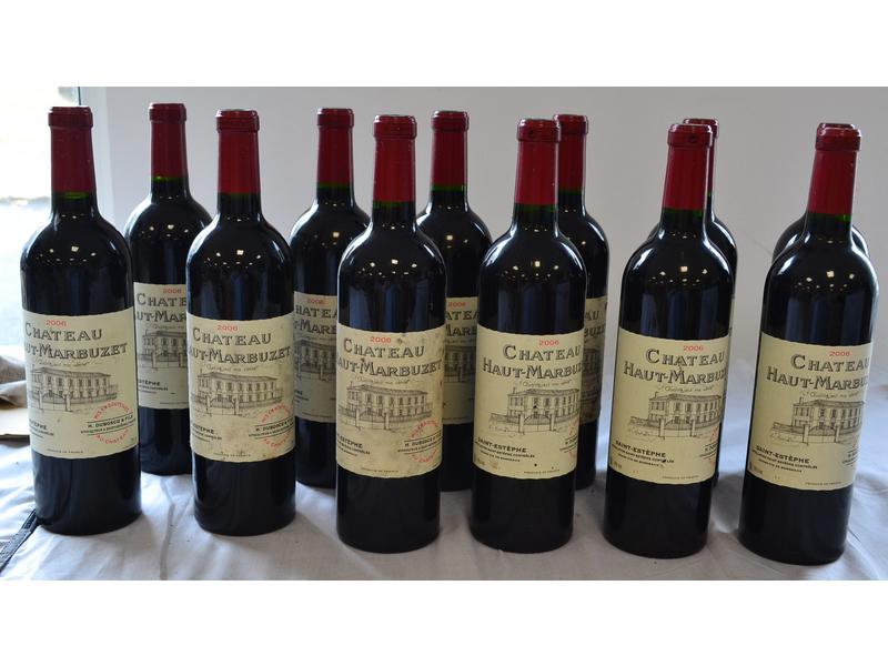 12 Blles CH HAUT MARBUZET St Estèphe 2006...