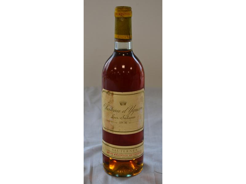 1 Blle CH. D'YQUEM 1er Cru Sup. Sauternes...