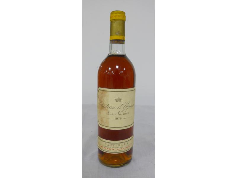 1 Blle CH. D'YQUEM 1er Cru Sup. Sauternes...