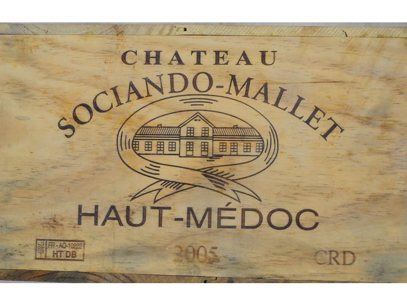 12 Blles CH. SOCIANDO MALLET  Haut Médoc...