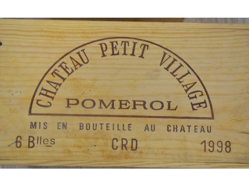 6 Blles CH PETIT VILLAGE   Pomerol 1998