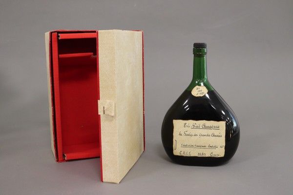 1 Basquaise Très Vieil Armagnac "Le Prestige...