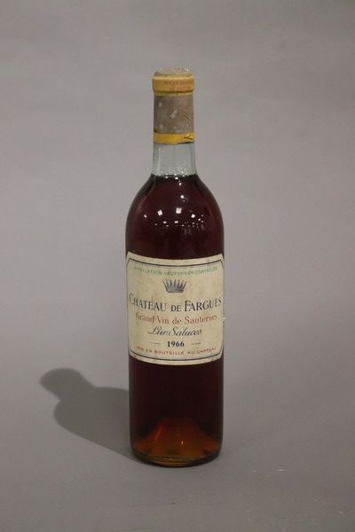 1 Blle CH. DE FARGUES Sauternes 1966