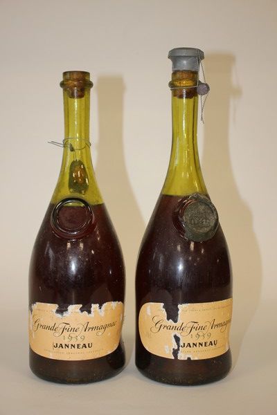 2 Blles (70 cl) Grande Fine Armagnac, 1939,...