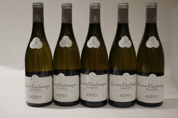 5 Blles CORTON CHARLEMAGNE GC mise Dom. ...