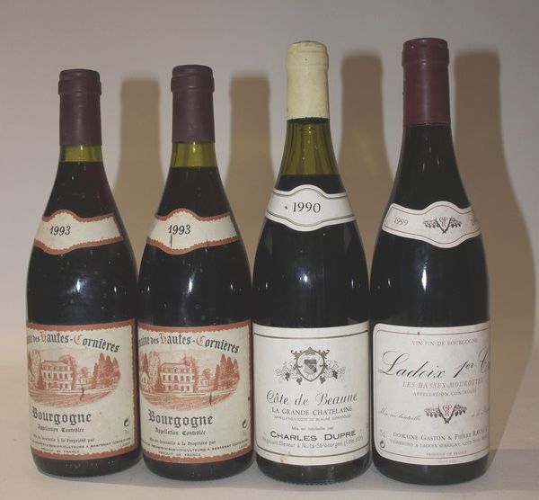 Lot de 4 blles comprenant: