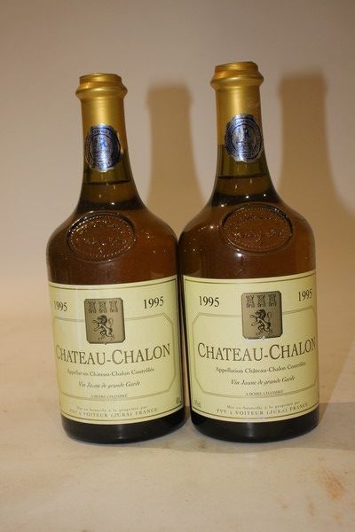 2 Blles CHÂTEAU CHALON Vin Jaune mise Voiteur...